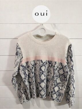 OUI – Size 10 Beautiful snakeskin print sweater